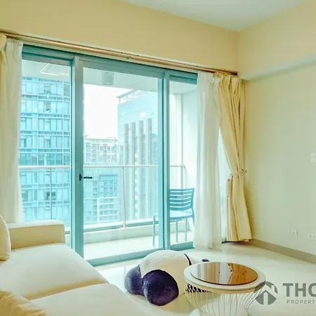 Luxury 2 Bedroom Haven In Uptown Bgc