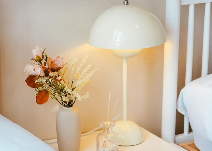 Family 2 Bedroom And 1 Living With Balcony - One Uptown, Bgc