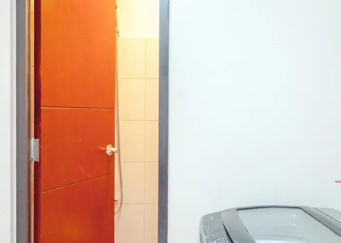 Family 2 Bedroom And 1 Living With Balcony - One Uptown, Bgc Apartment